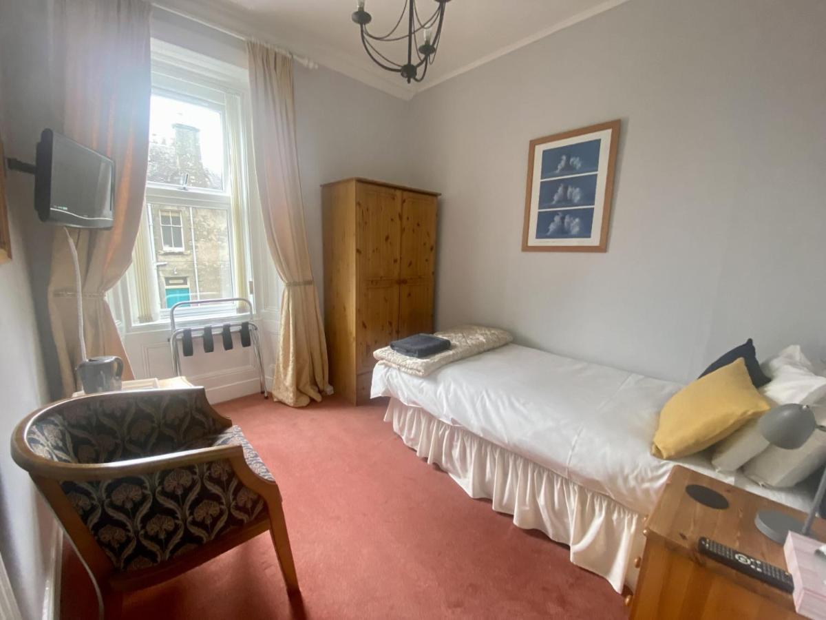 Lomond Guest House Leven  Εξωτερικό φωτογραφία