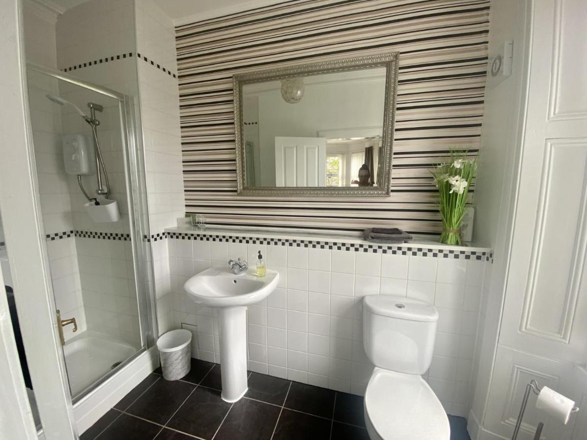 Lomond Guest House Leven  Εξωτερικό φωτογραφία